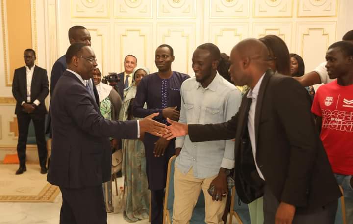 Tunusie : Le Chef de l’État Macky Sall promet le rapatriement à 10 étudiants sénégalais