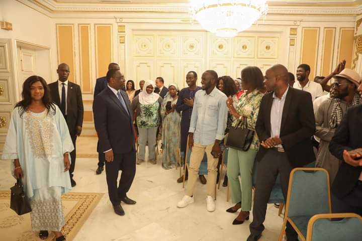 Macky Sall rapatrie dix étudiants sénégalais en difficulté en Tunisie