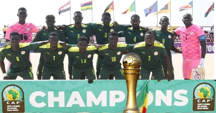 Beach Soccer : Le président de la FSF félicite les champions d’Afrique