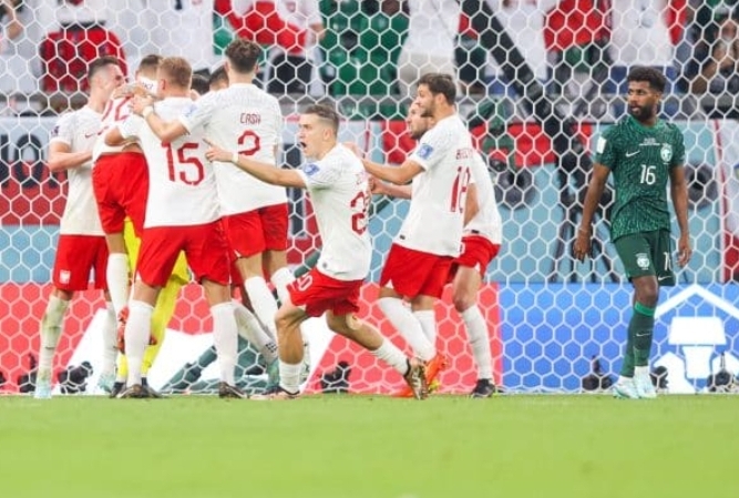 Qatar 2022 : La Pologne bat l’Arabie Saoudite et la Tunisie perd devant l’Australie