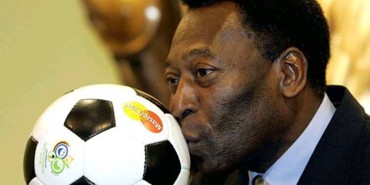 Monde du foot endeuillé : Le roi Pelé est décédé ce jeudi soir à l’âge de 82 ans