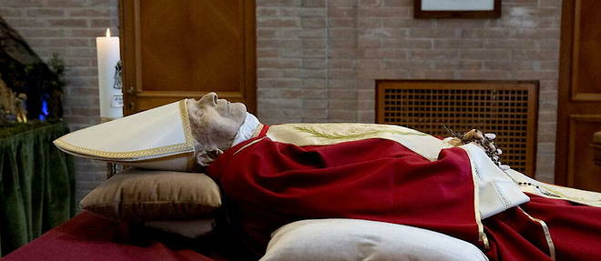 Rome : Le pape Benoit XVI inhumé ce Jeudi