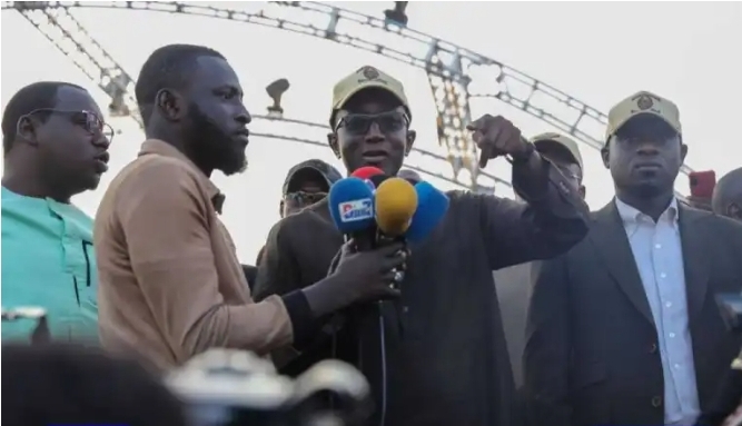 Meeting APR à Pikine – Amadou Bâ valide Macky Sall : « On fera ce qu’il voudra qu’on fasse… ”