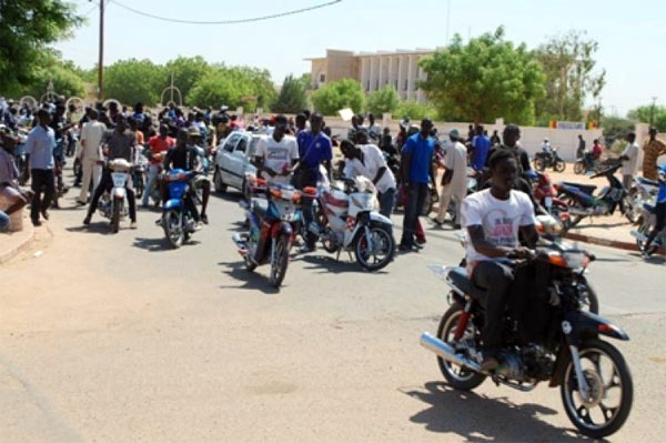 Dakar : L’interdiction temporaire de circulation des motos est levée