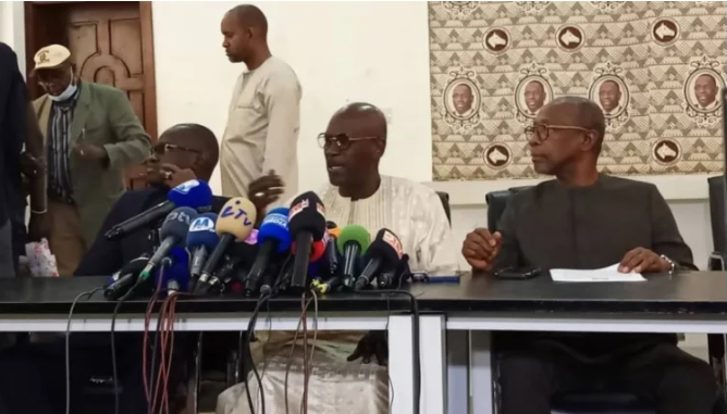 L’APR invite l’opposition à répondre à l’appel au dialogue de Macky Sall