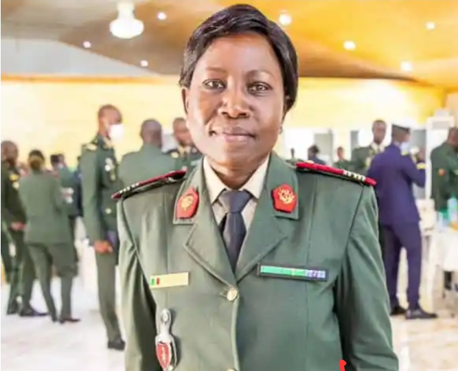 1ere femme Général, Dr Fatou Fall  est la nouvelle directrice de l’hôpital Principal