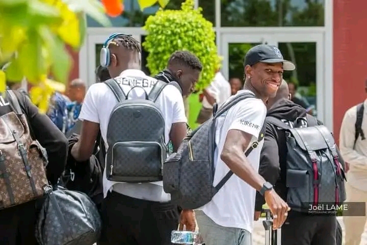 Arrivée des Lions au Bénin sans Iliman Ndiaye