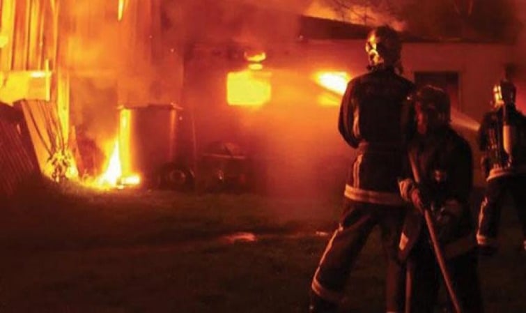 Gare routière Kédougou : Un violent incendie fait plusieurs dégâts matériels