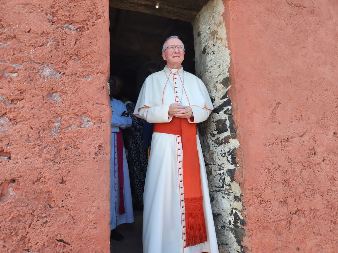 Visite du Secrétaire d’État du Saint-Siège, l’île de Gorée illuminée par la présence du Cardinal Pietro Parolin