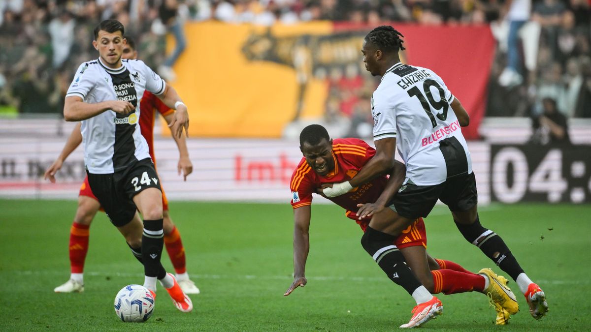 SERIE A : Le match Udinese-Roma arrêté après le malaise du défenseur ivoirien, Evan Ndicka