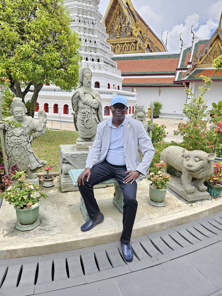 Ville de Bangkok : La visite du Pdt de la FSF, Augustin Senghor du Grand Palais Royal et l’expérience « Tuk Tuk »