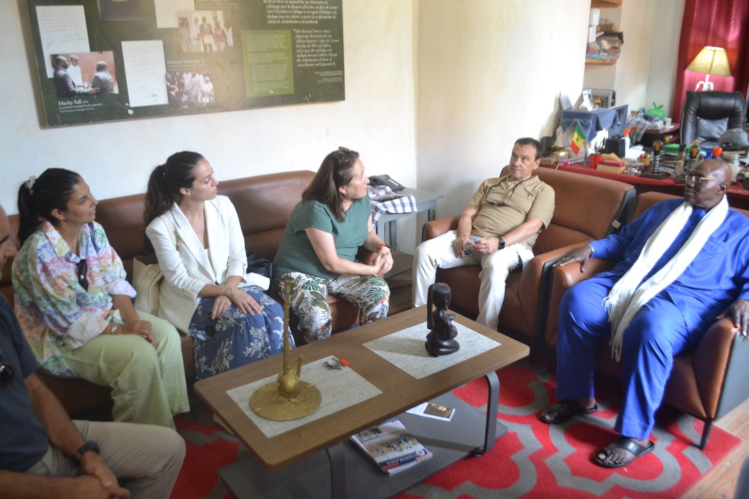 Visite de prospection de l’ambassadrice d’Espagne Madame Dolorès Rios et son équipe à Gorée